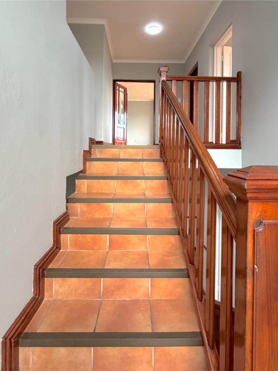 4 Bedroom Property for Sale in Bluewater Bay Eastern Cape